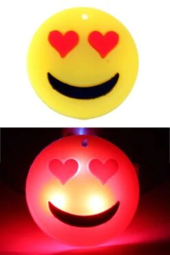 Speldje Smiley Hartjes Met LED